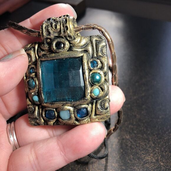 Teal Victorian Square Pendant Medieval Inspired. Artisans Made And Signed - Picture 12 of 12